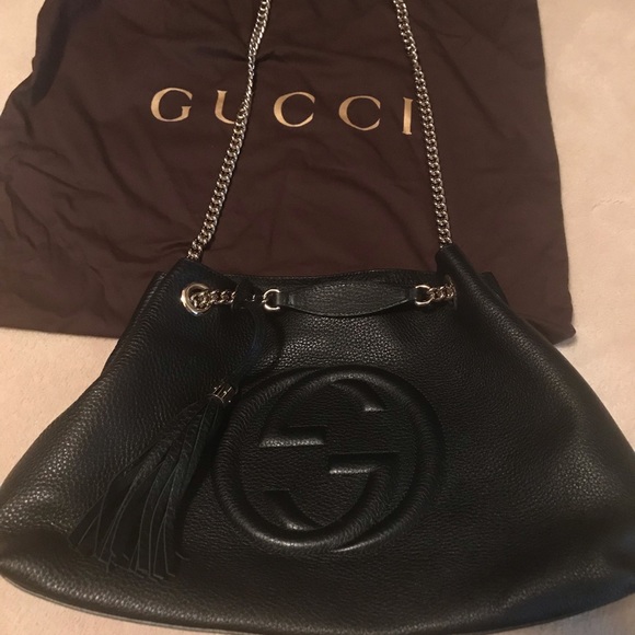 Gucci GG leather handbag with gold chain. - Picture 4 of 6